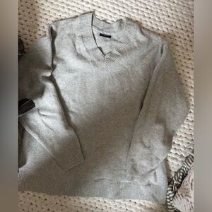gap v neck Gray Sweater